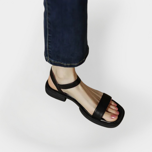 Sandales en cuir à talon bas