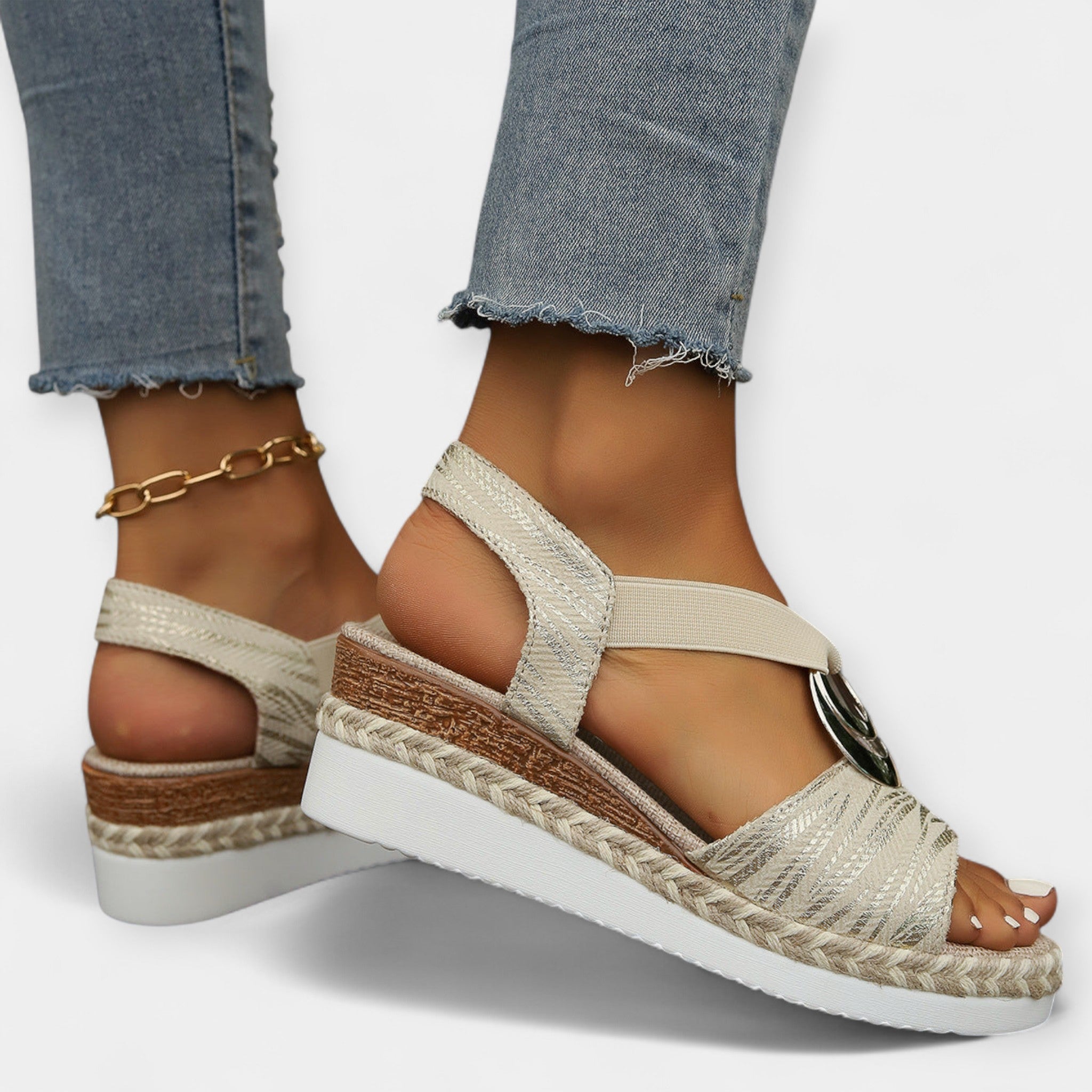 Sandales romaines avec tressage