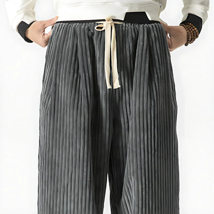 Nemu - Pantalon en velours côtelé