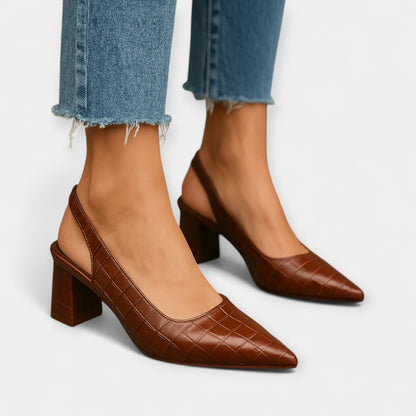 Chaussures avec des détails luxueux