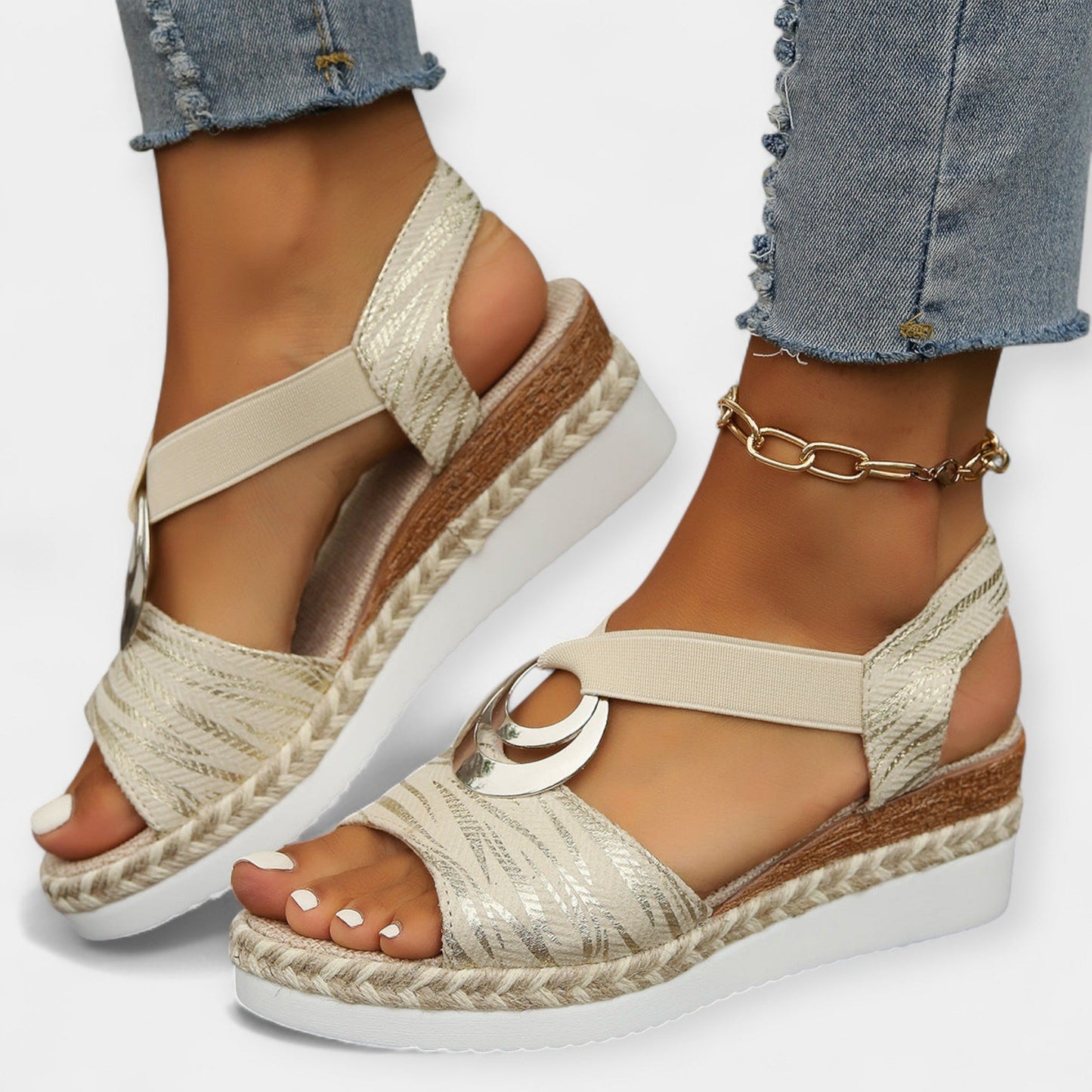 Sandales romaines avec tressage