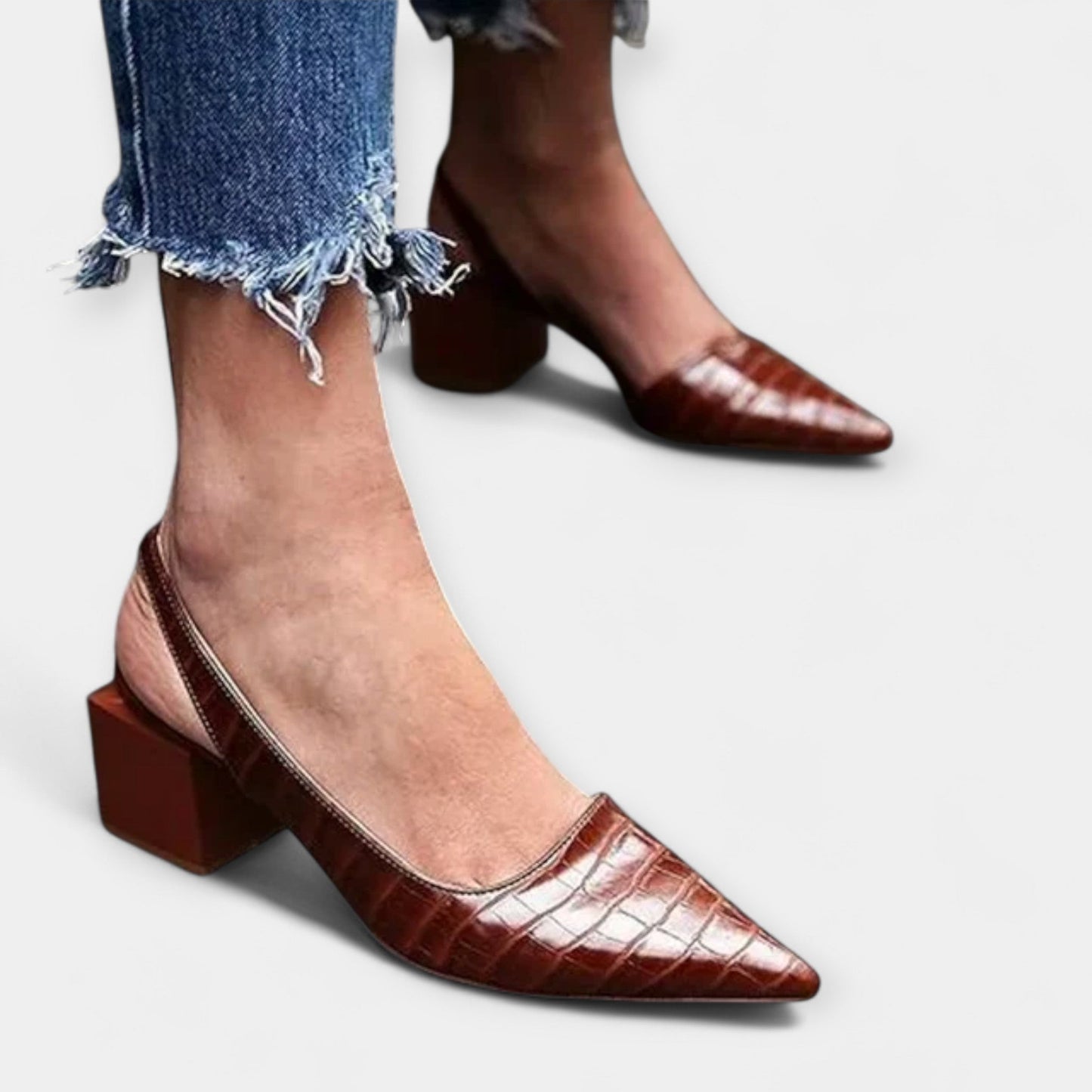 Chaussures avec des détails luxueux
