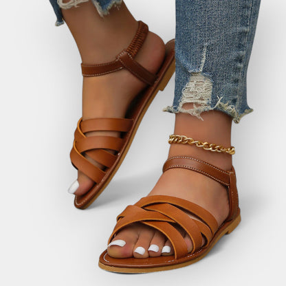 Sandales faites à la main avec des sangles réglables