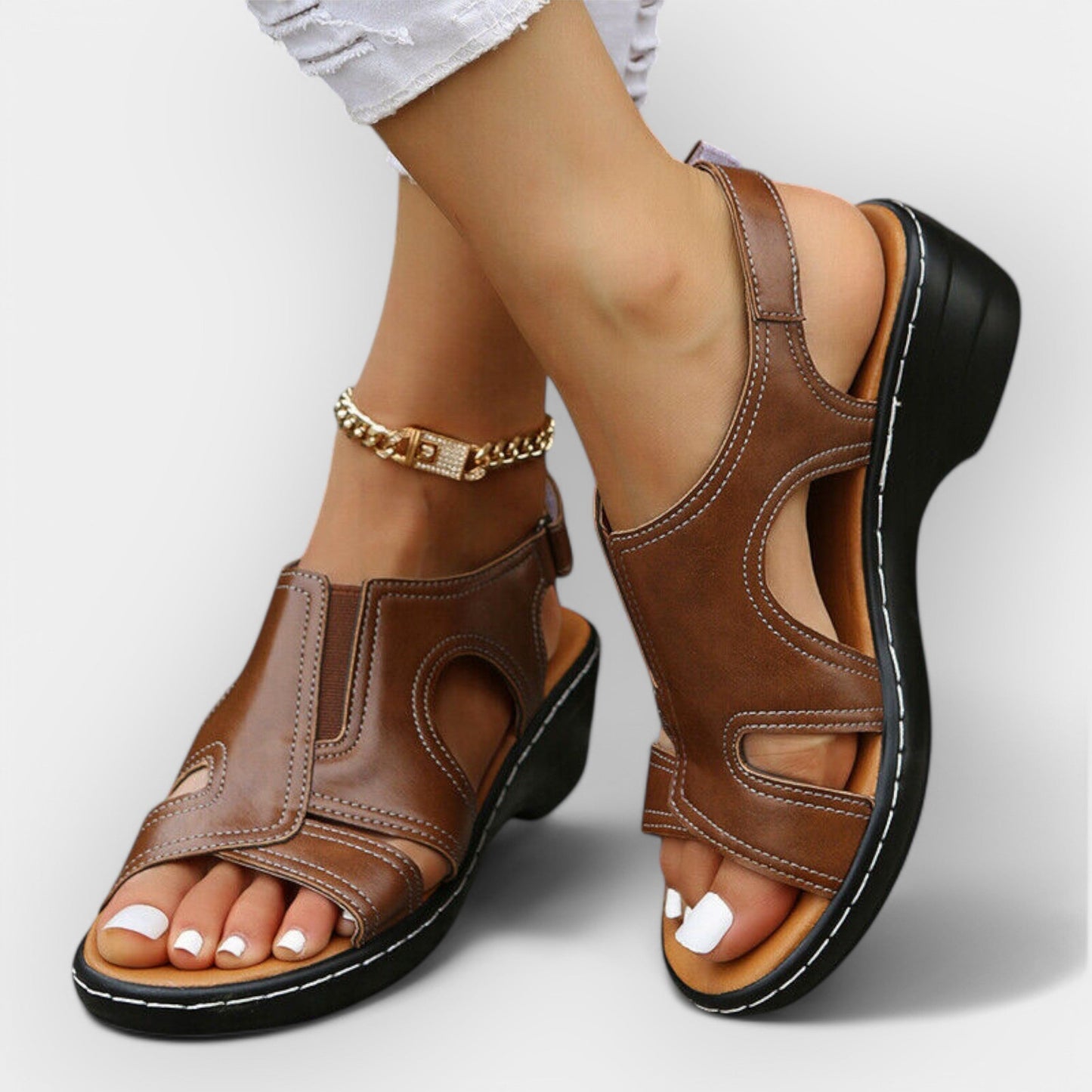 Sandales en cuir stylées